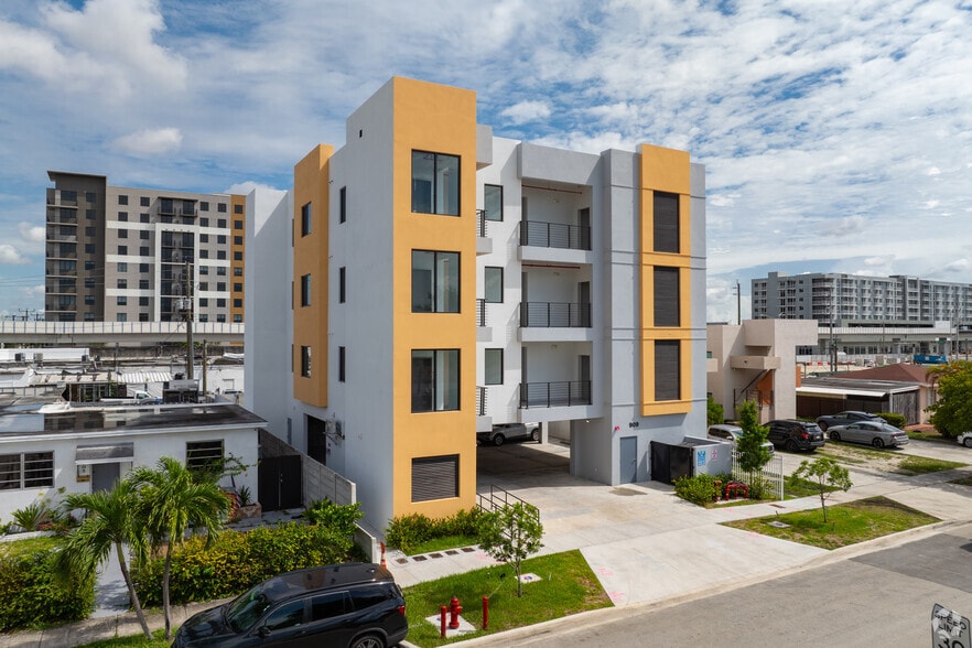 909 E 24th St, Hialeah, FL for sale - Building Photo - Image 2 of 7