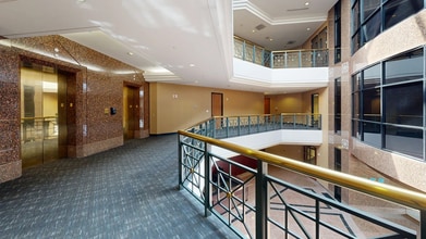 30 Merchant St, Springdale, OH for lease Interior Photo- Image 2 of 3