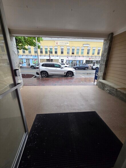 Mount Holly Portfolio portefeuille de 2 propriétés à vendre sur LoopNet.ca - Photo du bâtiment - Image 3 de 29