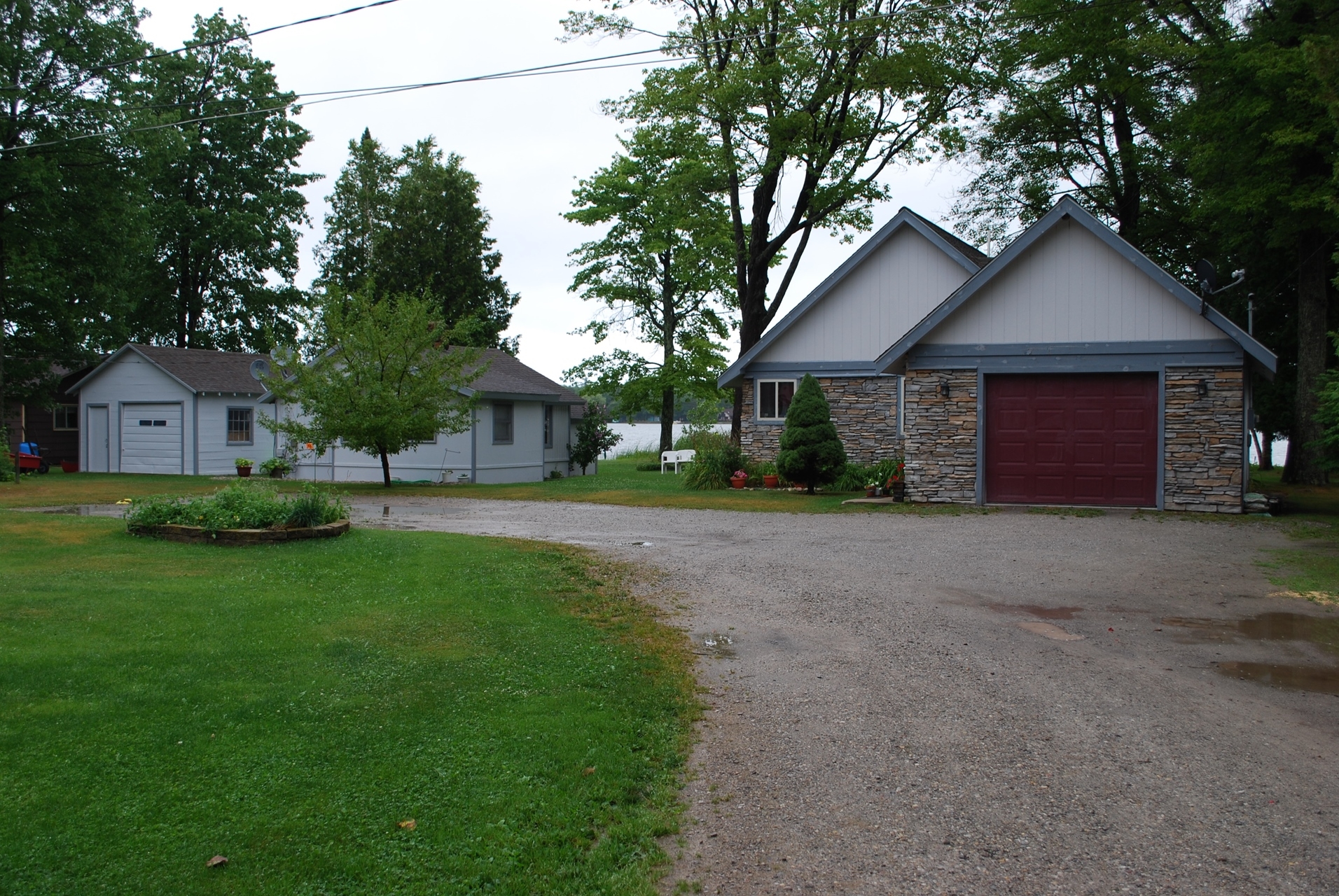 4073 W Cedar Lake Rd, Greenbush, MI à vendre Photo principale- Image 1 de 1