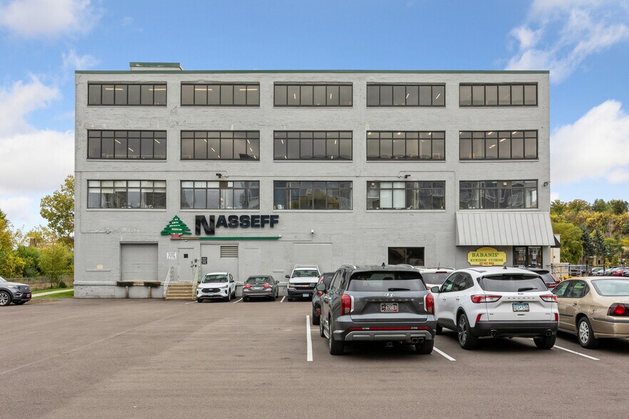 Wabasha Flats Portfolio Sale portefeuille de 3 propriétés à vendre sur LoopNet.ca - Photo du bâtiment - Image 2 de 11