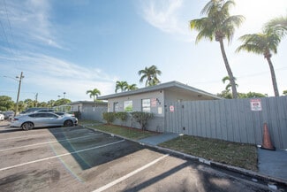 Plus de détails pour 821-825 NW 10th Ter, Fort Lauderdale, FL - Multi-résidentiel à vendre
