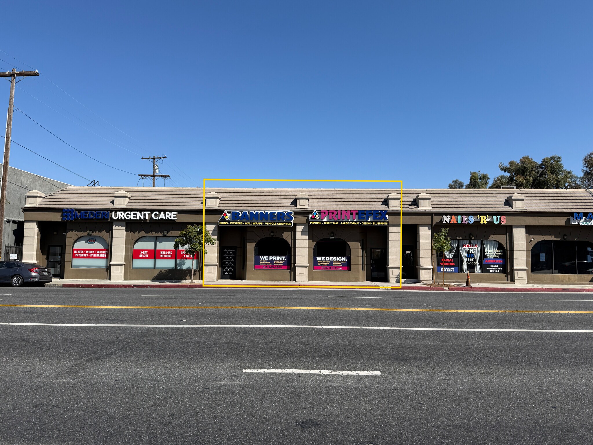 401 W Los Feliz Rd, Glendale, CA à louer Photo du bâtiment- Image 1 de 8