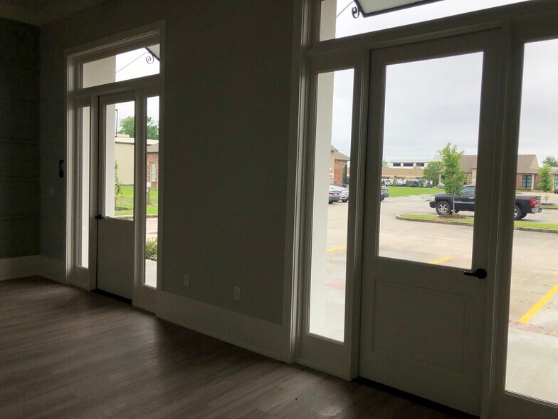 W 4021 W. E. Heck Ct., Bldg E, Baton Rouge, LA à louer - Photo du bâtiment - Image 3 de 20