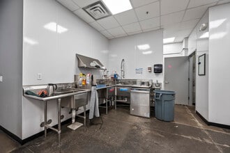 486 N Patterson Ave, Winston-Salem, NC for lease Building Photo- Image 2 of 5