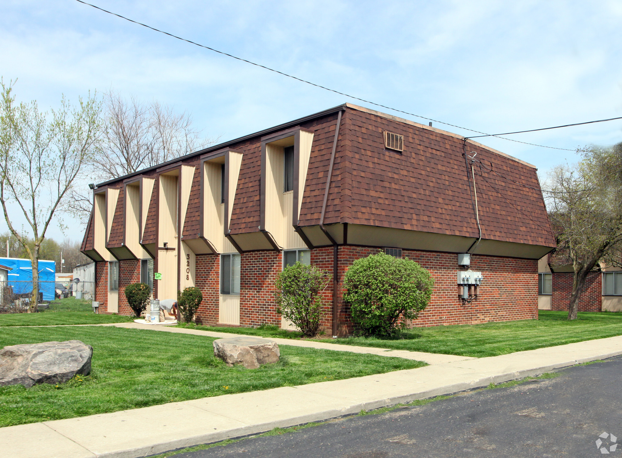 3145-3235 Sterling Ln, Columbus, OH à vendre Photo du bâtiment- Image 1 de 41