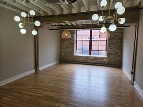 434 Houston St, Nashville, TN à louer Photo intérieure- Image 2 de 5