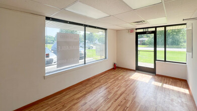 781-885 Sumpter Rd, Belleville, MI for lease Interior Photo- Image 1 of 4