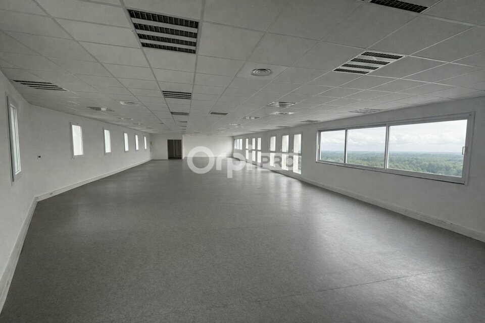 Office in Avignon for lease Interior Photo- Image 1 of 9