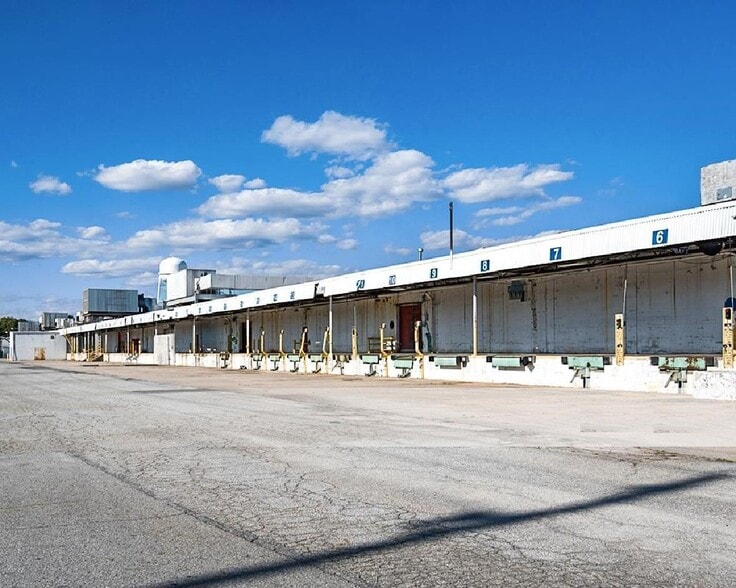 199 Black Hawk Rd, Greenville, SC à louer - Photo du bâtiment - Image 3 de 10