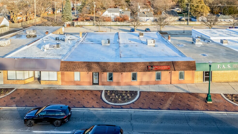 4615-4621 S Wayne Rd, Wayne, MI à vendre - Photo du bâtiment - Image 3 de 66