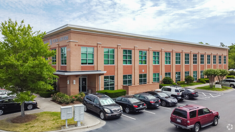 1015 Ashes Dr, Wilmington, NC for lease - Primary Photo - Image 1 of 10