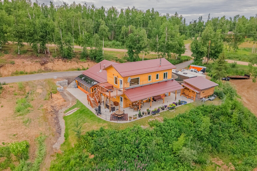 6831 Orchid Dr, Salcha, AK à vendre - Photo du bâtiment - Image 2 de 24