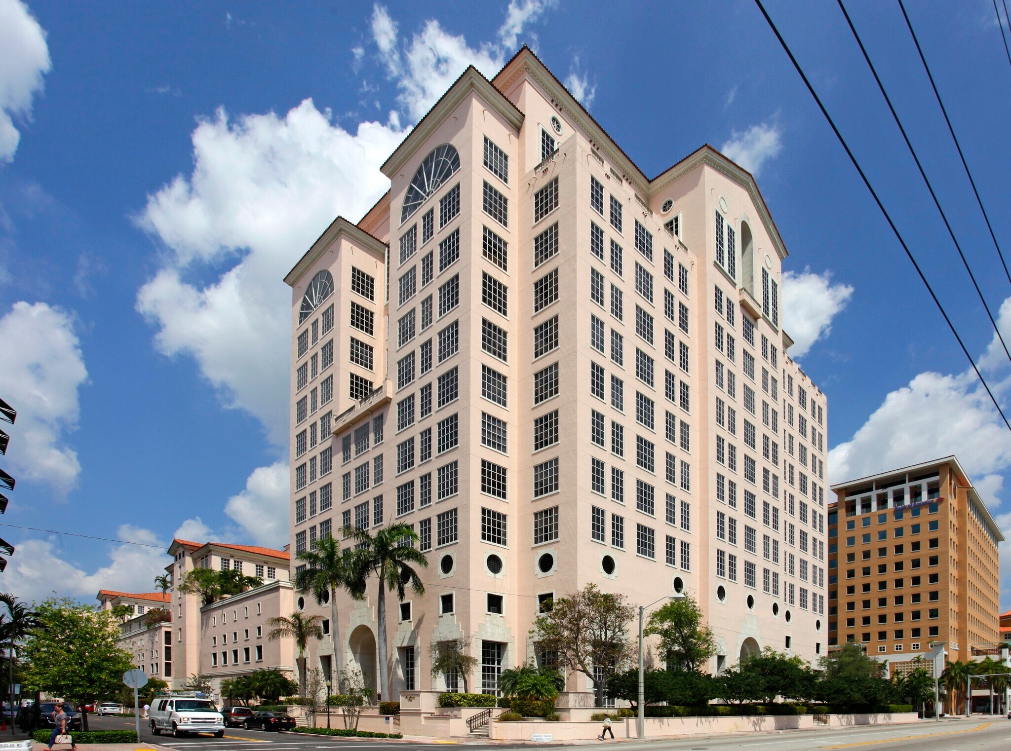 2 Alhambra Plz, Coral Gables, FL for lease Primary Photo- Image 1 of 15