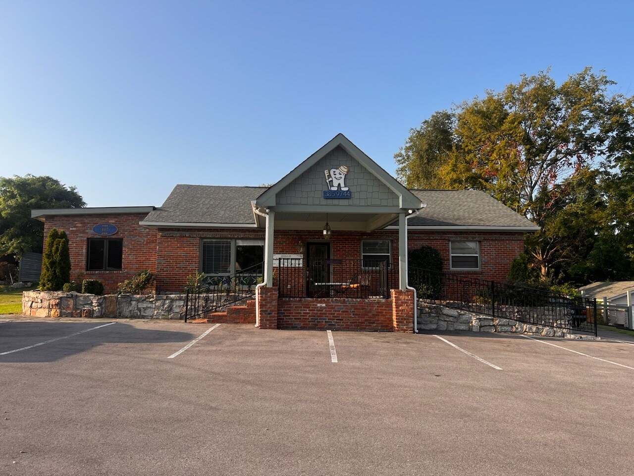 407 Brewer Dr, Nashville, TN for sale Building Photo- Image 1 of 1