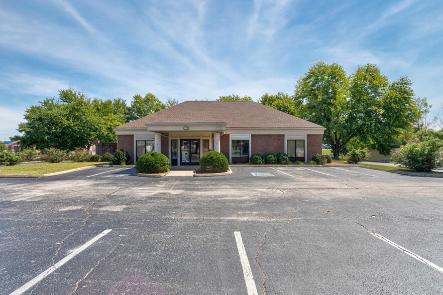 214 N Horton Pky, Chapel Hill, TN for sale - Building Photo - Image 3 of 7