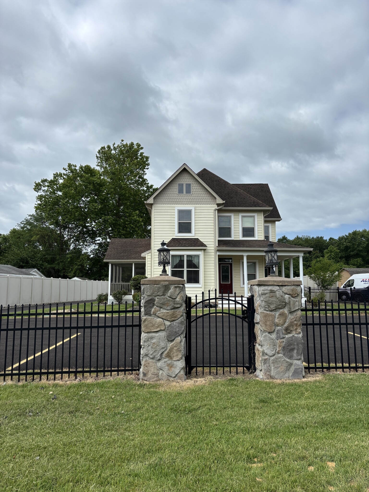 28795 Old Village rd, Mechanicsville, MD for lease Building Photo- Image 1 of 46