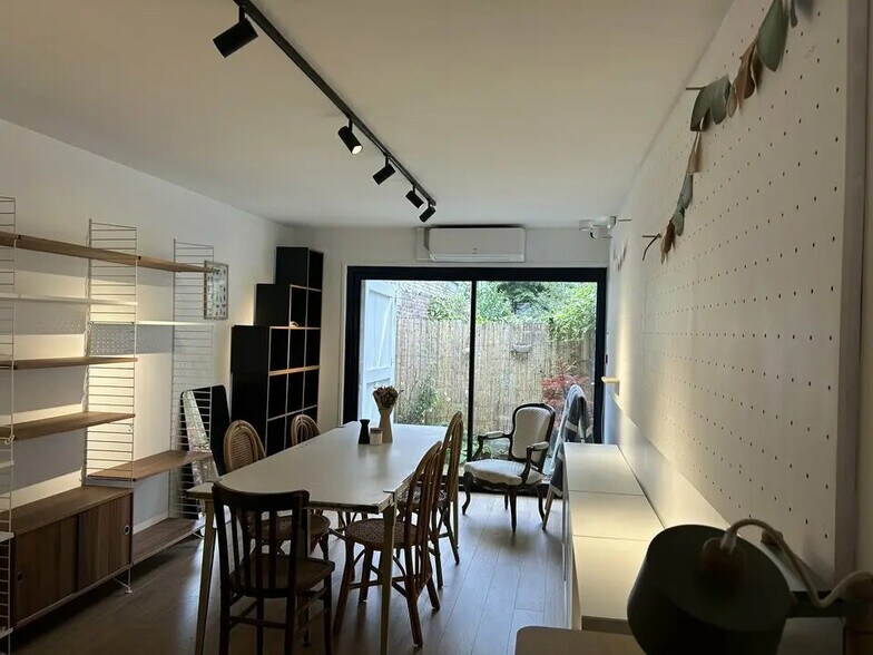 Commerce de détail dans VILLENEUVE-D'ASCQ à louer - Photo intérieure - Image 2 de 5