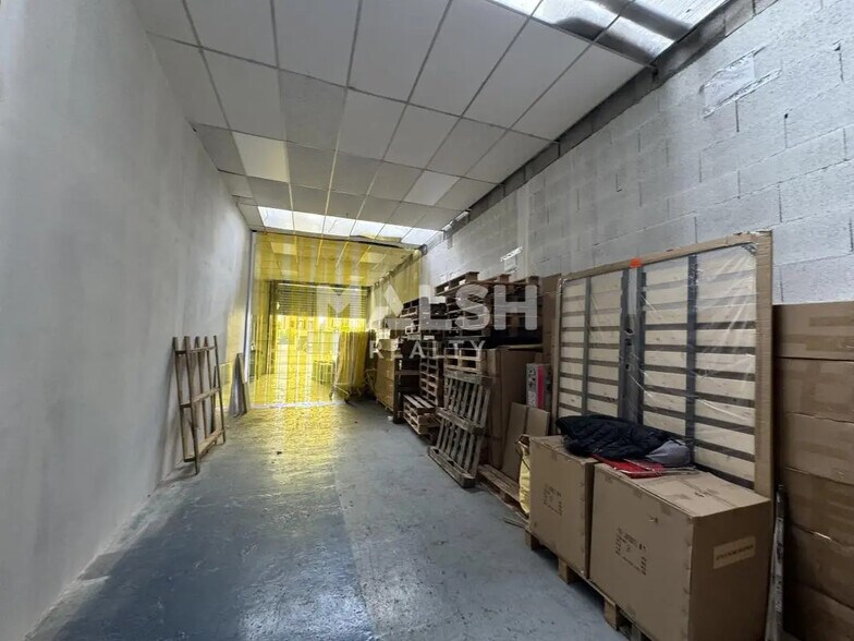 Flex in Villeurbanne for lease - Building Photo - Image 2 of 8