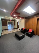 1601 Marys Ave, Sharpsburg, PA for lease Lobby- Image 2 of 5