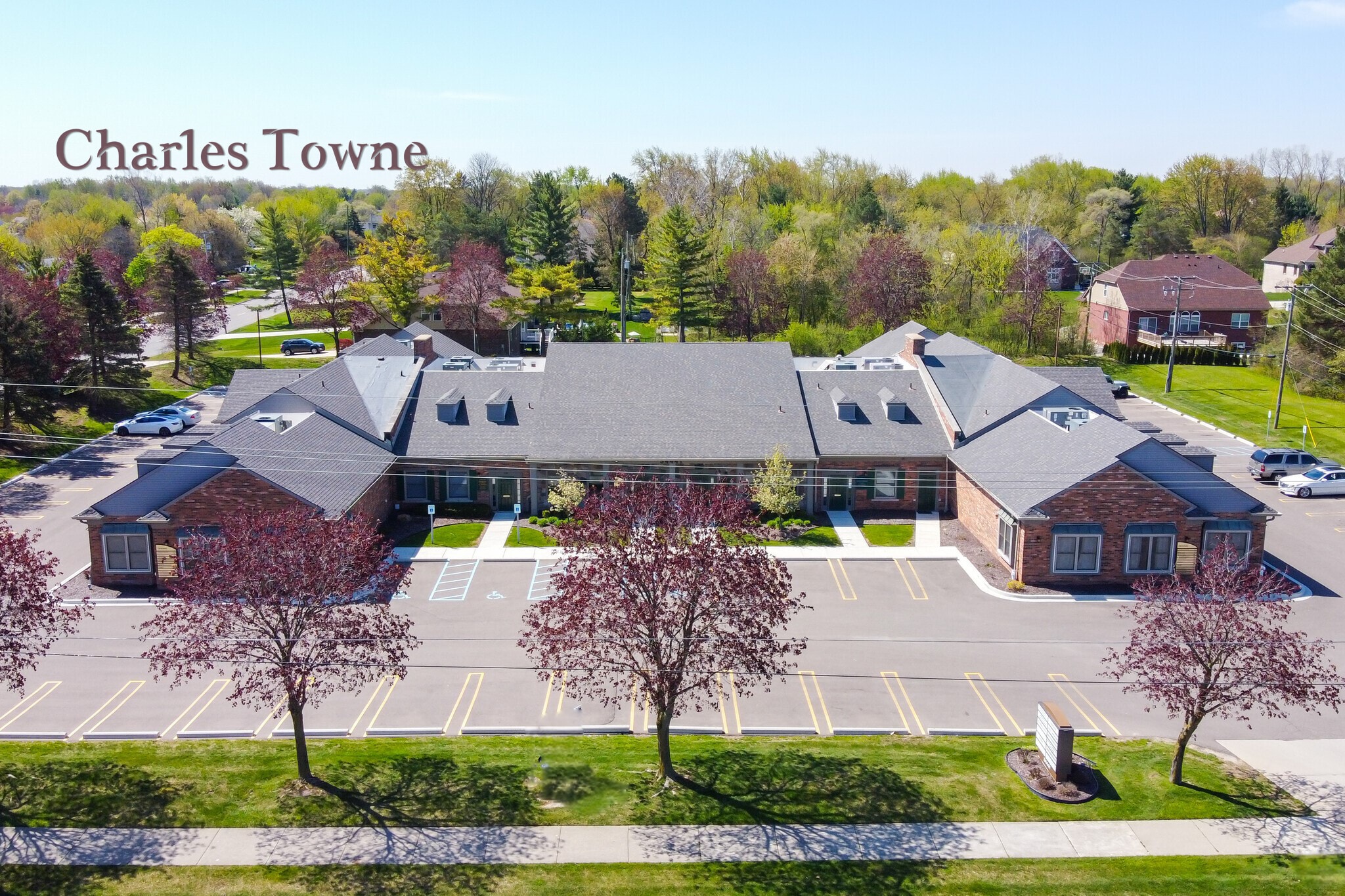 34441 W 8 Mile Rd, Livonia, MI for lease Primary Photo- Image 1 of 10