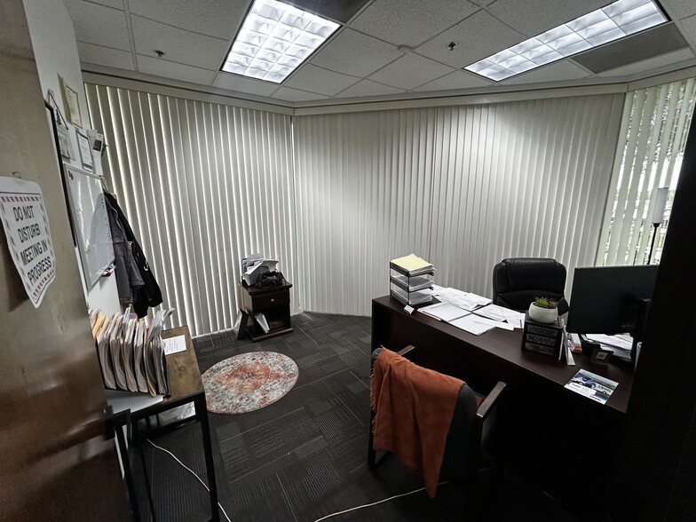 8249 Parkline Blvd, Orlando, FL for lease - Building Photo - Image 3 of 20