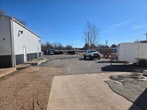 1813 N Harrison St, Shawnee, OK à louer Photo du bâtiment- Image 2 de 7