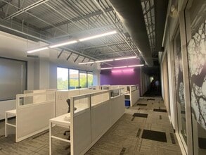 1400 N McDowell Blvd, Petaluma, CA for lease Interior Photo- Image 2 of 5