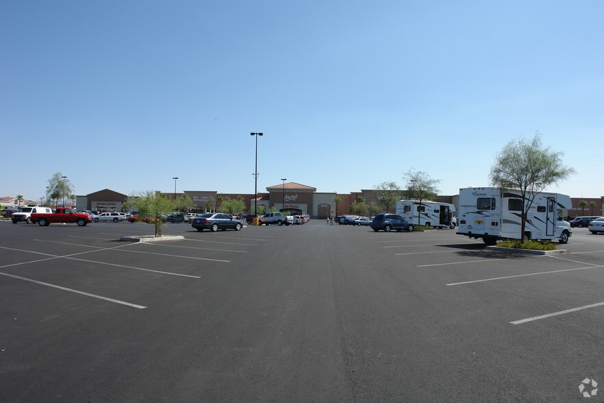 5230 Boulder Hwy, Las Vegas, NV for lease - Primary Photo - Image 2 of 13