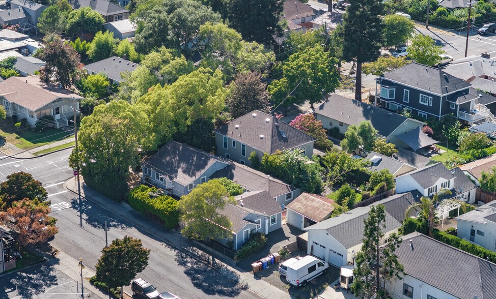 1030 G St, Napa, CA à vendre - Photo du bâtiment - Image 2 de 56