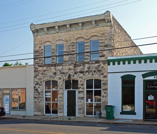 Plus de détails pour 923 Loop 332, Liberty Hill, TX - Commerce de détail à vendre