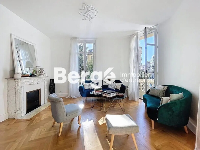 Office in Nice for sale - Building Photo - Image 3 of 10