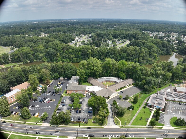 190 N Evergreen Ave, Woodbury, NJ à vendre - Communauté Matterport - Image 3 de 34