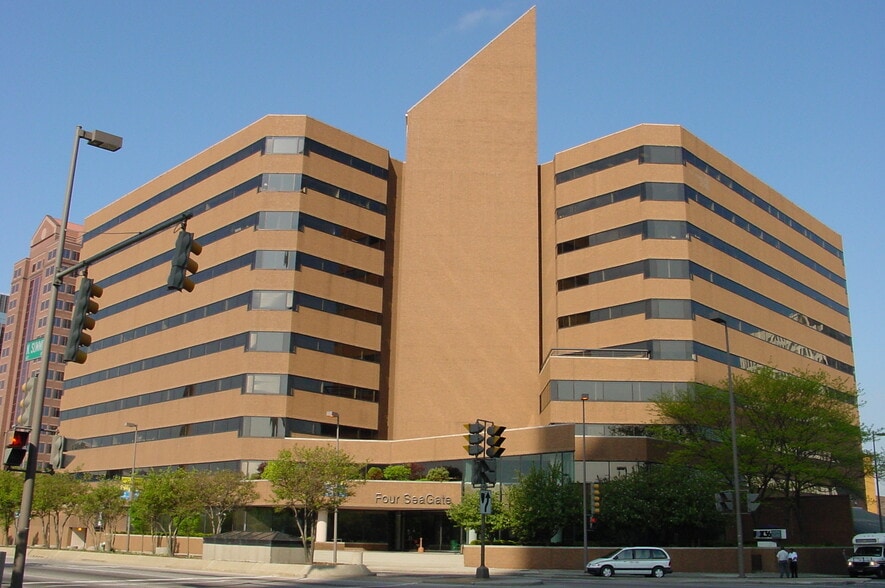 433 N Summit St, Toledo, OH for lease - Building Photo - Image 2 of 6