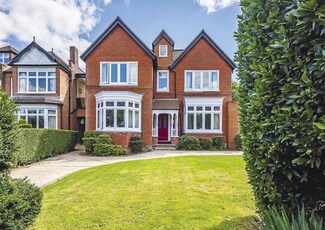 More details for 81 Torrington Park, London - Health Care for Sale