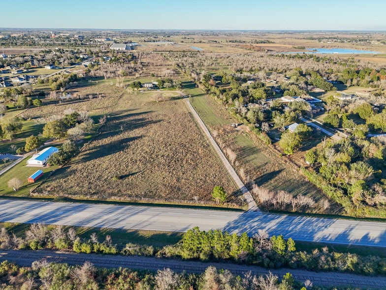 119 FM 1891, Shiner, TX for sale - Building Photo - Image 2 of 14
