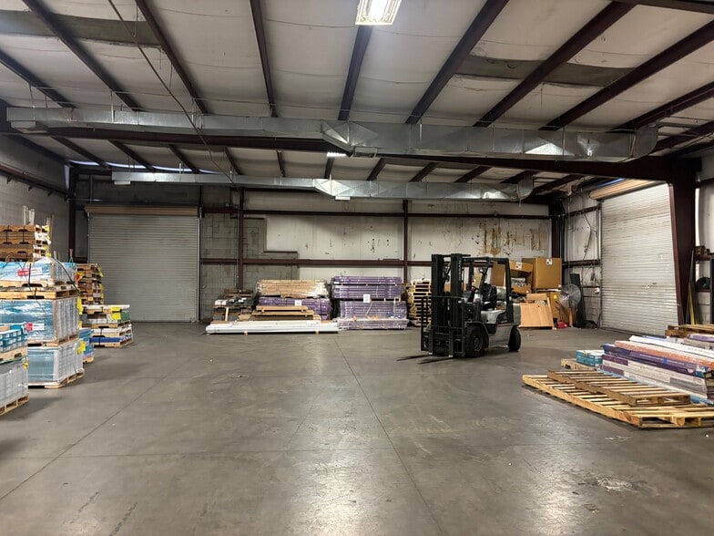 2120 S 7th St, Phoenix, AZ for lease - Interior Photo - Image 3 of 6