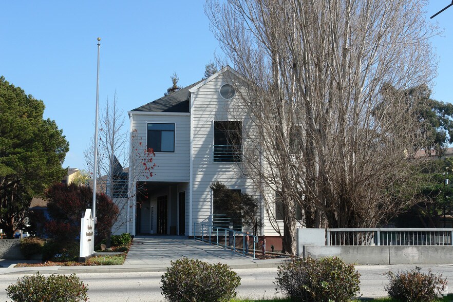 600 Ocean St, Santa Cruz, CA à louer - Photo du bâtiment - Image 2 de 26