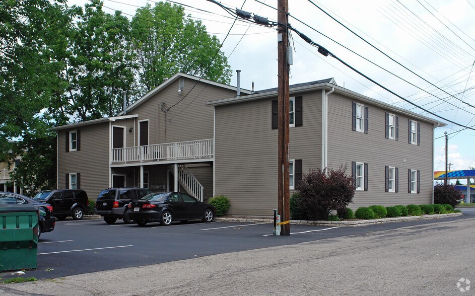 25 E Central Ave, Springboro, OH à louer - Photo du bâtiment - Image 2 de 7