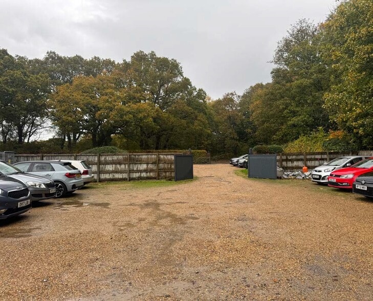 Botley Rd, Shedfield for sale - Building Photo - Image 3 of 12