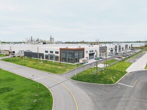 156 Av D'Iberia, Candiac, QC for lease Building Photo- Image 1 of 6