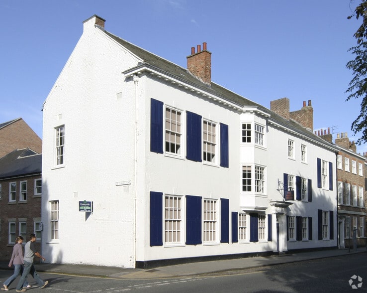 10 Clifton, York à vendre - Photo du bâtiment - Image 2 de 2