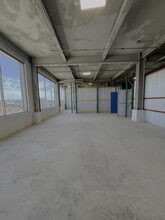 250 E Sandford Blvd, Mount Vernon, NY à louer Photo intérieure- Image 2 de 3