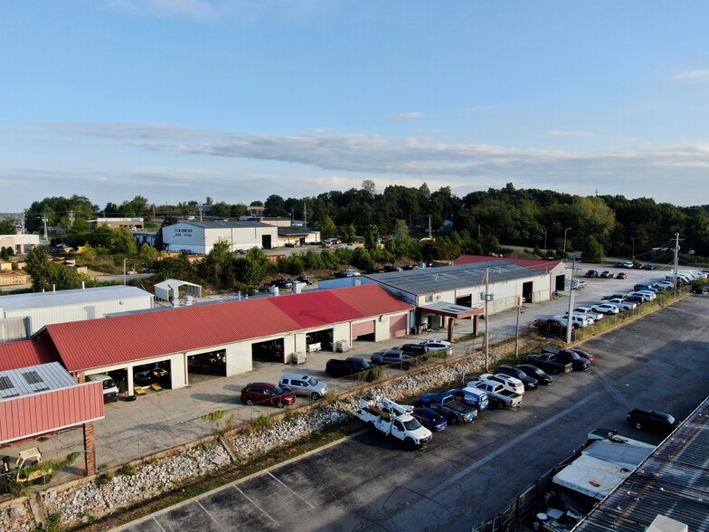 525 Highway 46 S, Dickson, TN for sale - Building Photo - Image 3 of 17