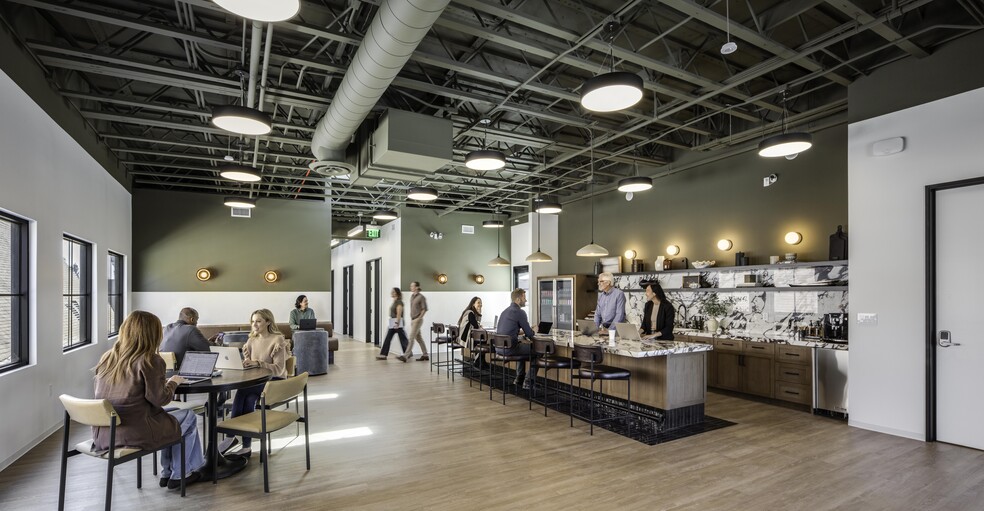 191 N Orange St, Orange, CA for lease - Building Photo - Image 3 of 20