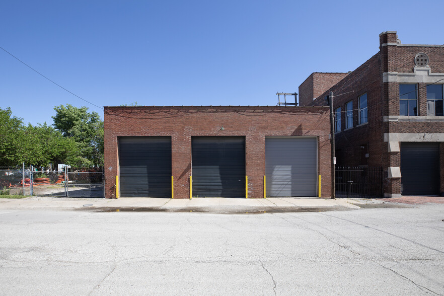 1512 W 14th St, Kansas City, MO for lease - Building Photo - Image 1 of 5