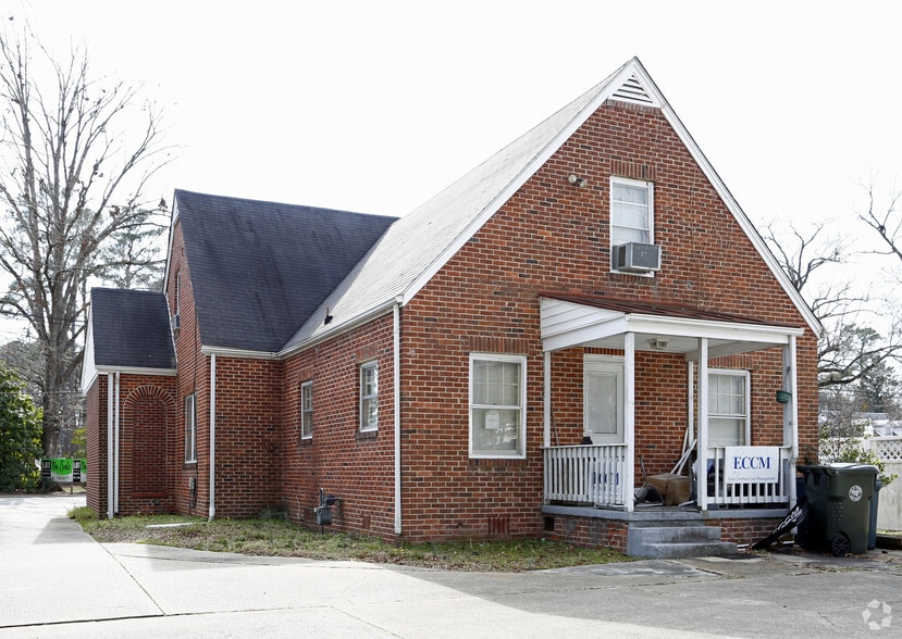 1505 E Ash St, Goldsboro, NC à vendre - Photo du bâtiment - Image 3 de 6