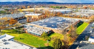 Plus de détails pour 17-01 Pollitt Dr, Fair Lawn, NJ - Industriel à louer