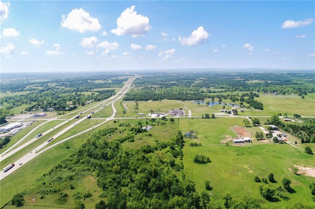 I 35, Pauls Valley, OK for sale Primary Photo- Image 1 of 1