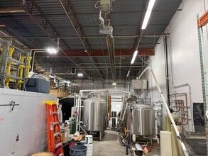 103-114 S 11th St, West Des Moines, IA for lease Interior Photo- Image 2 of 12